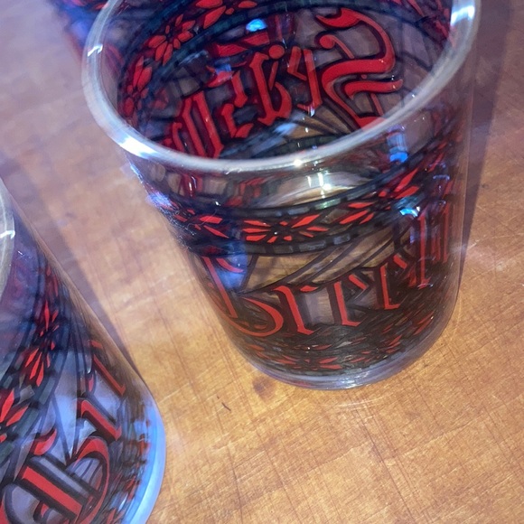 🎄🥃 Houze Dining | 4pc. Set Season’s Greetings Stained Drink Glasses 🧊🎄 - Picture 4 of 5